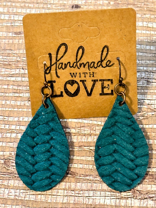 Deep Ocean Herringbone Drops; Leather